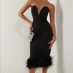 HEIRESS Beverly Hills Black crepe plunge neckline fur midi dress 🖤